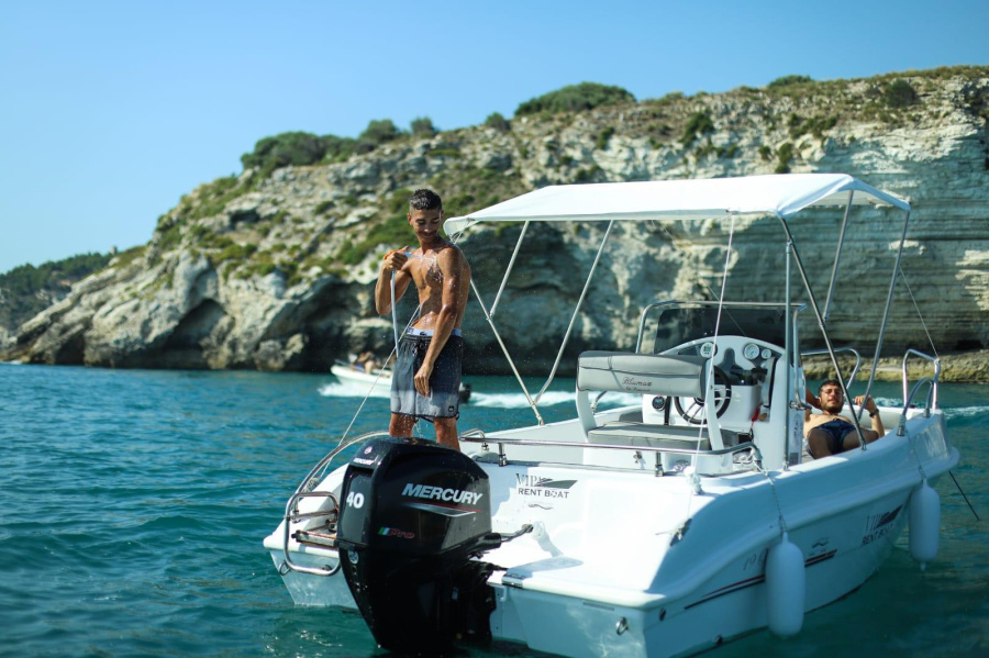 Photo #1 - blumax 19 pro (Blumax 19 pro VI) in marina di vieste - 3582