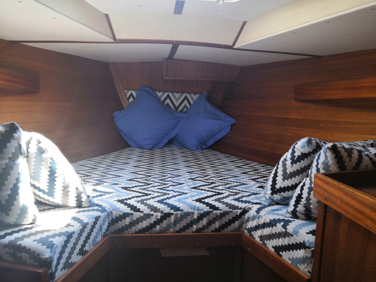 Photo #9 - One Off Explorer Ketch (ELMA) in Lefkada - 2904