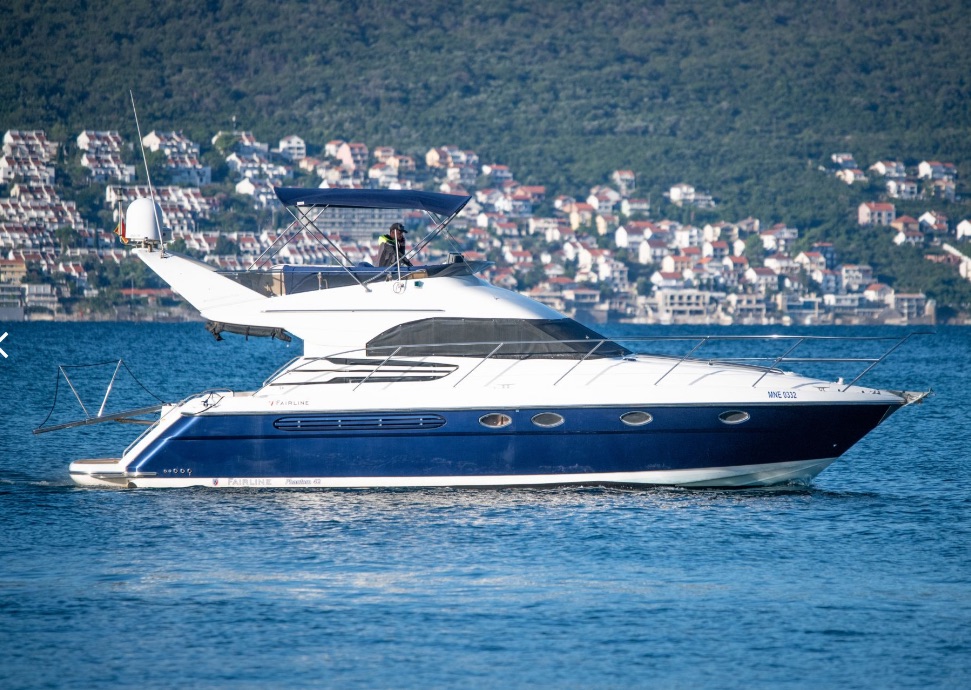Photo #11 - Fairline Phantom 42 (Hermes) in Tivat - 2913