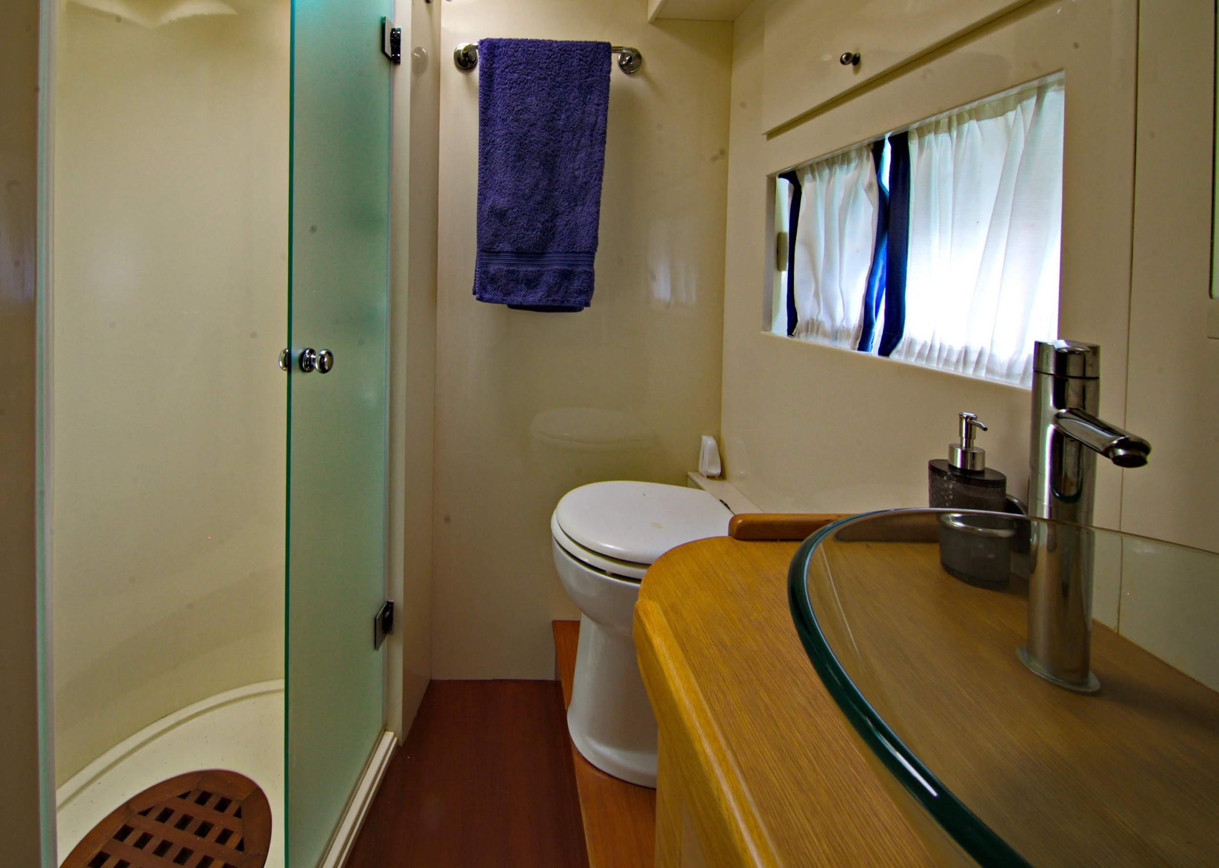 Photo #4 - GIANNETTI YACHTS (Remode) in Athen - 2933
