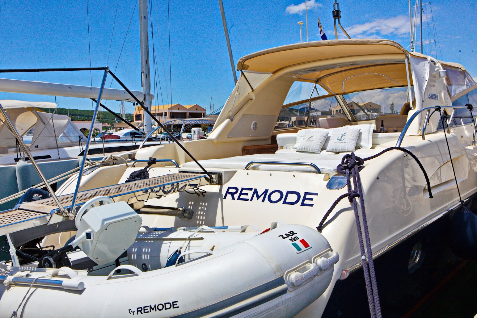 Photo #8 - GIANNETTI YACHTS (Remode) in Athen - 2933