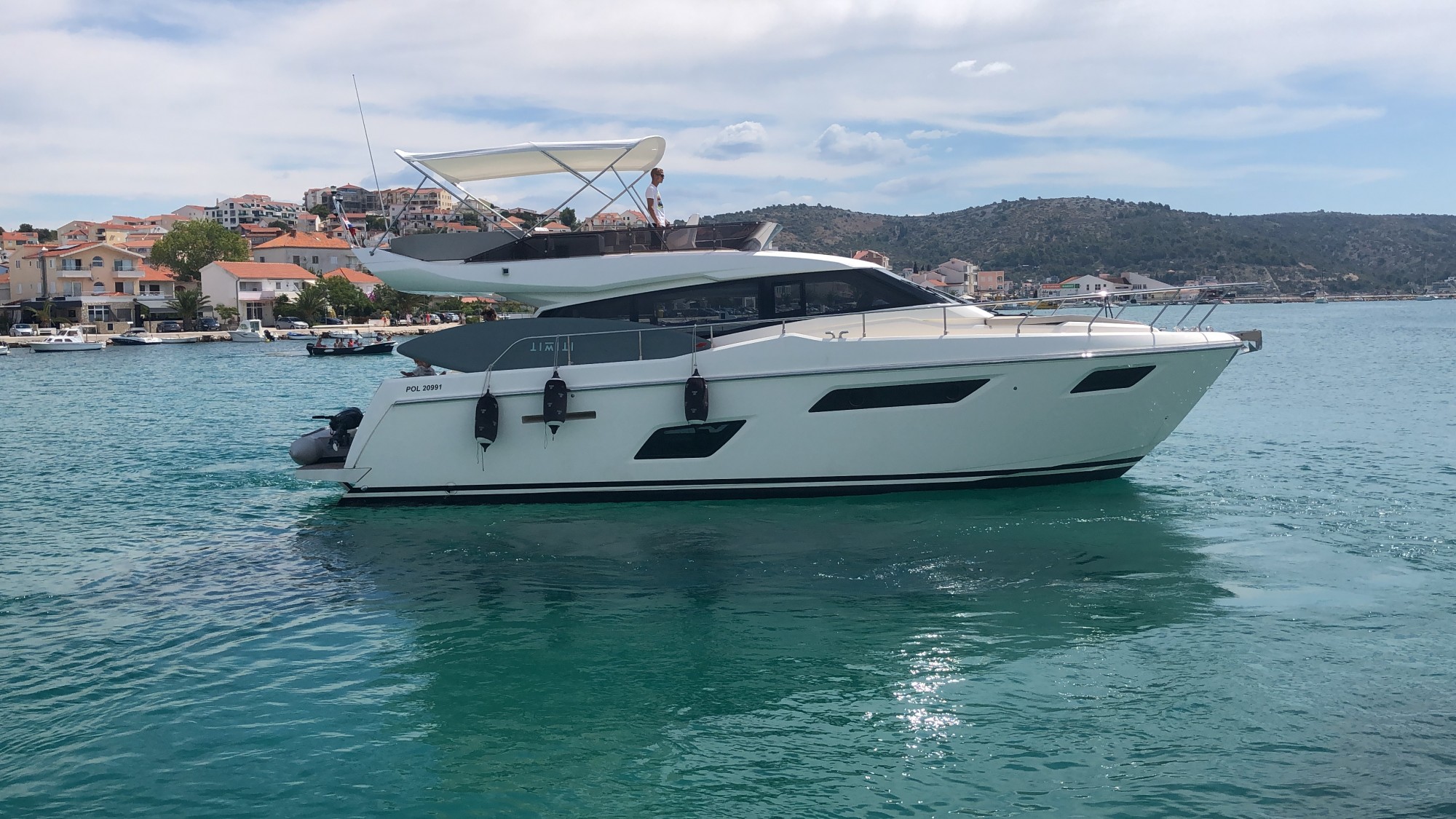Photo #5 - Ferretti 450 (Silver) in Sibenik - 2959