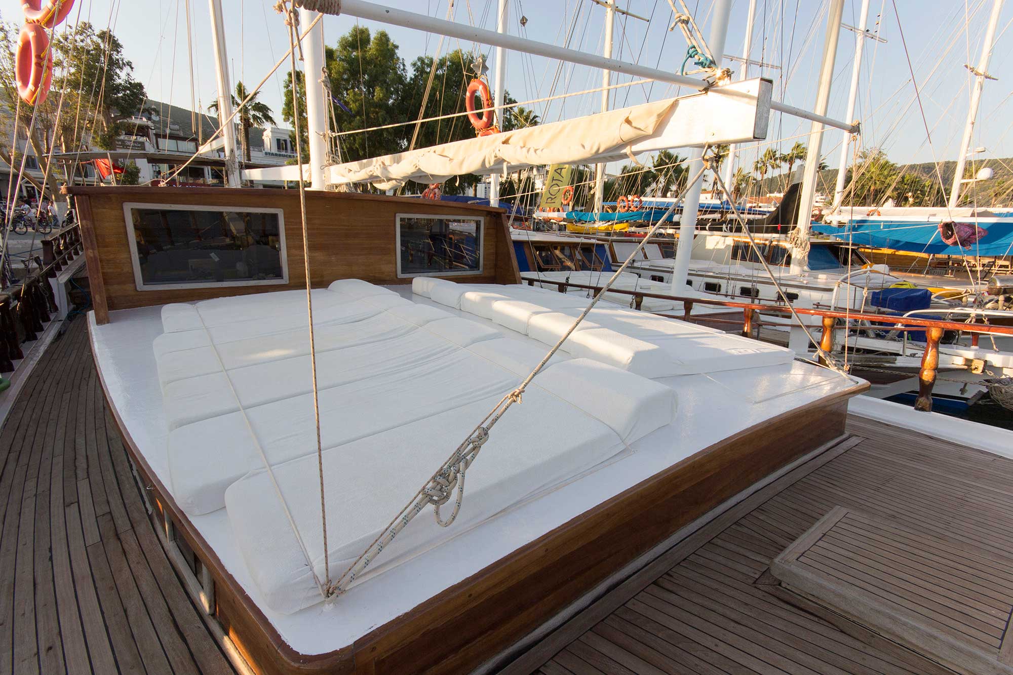 Photo #7 - Custom (M/S Harmonia) in Athen - 2962