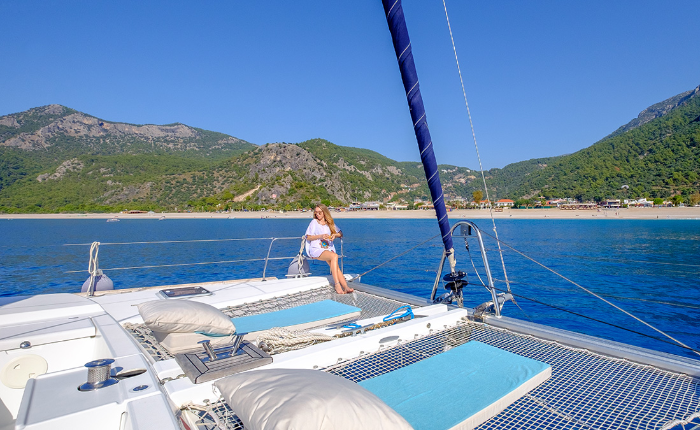 Photo #2 - Lagoon 500 (Lagoon 500) in Fethiye - 3024