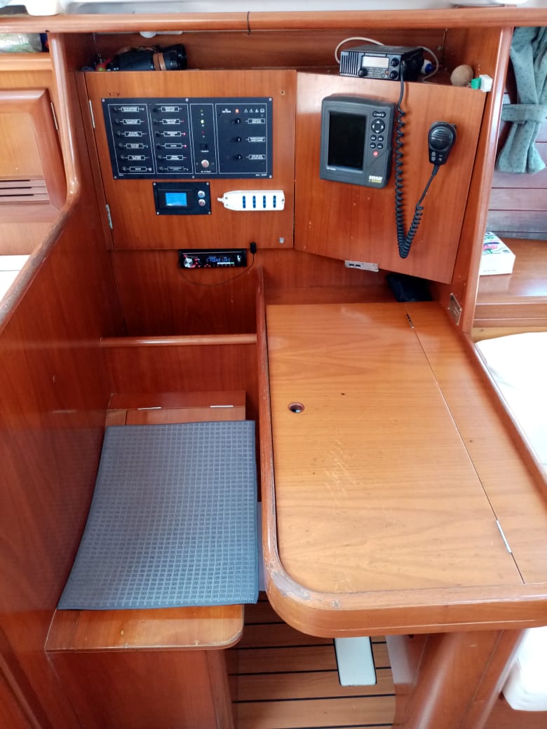 Photo #5 - Oceanis clipper 361 (Irma la dolce) en Cagliari - 3070