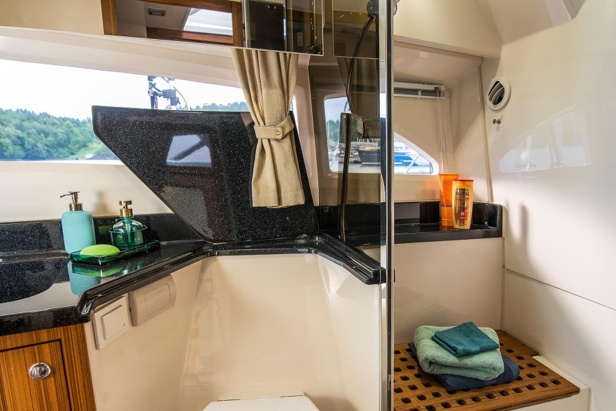 Photo #12 - Marex 360 CABRIOLET CRUISER (Ela) in Atene - 3077