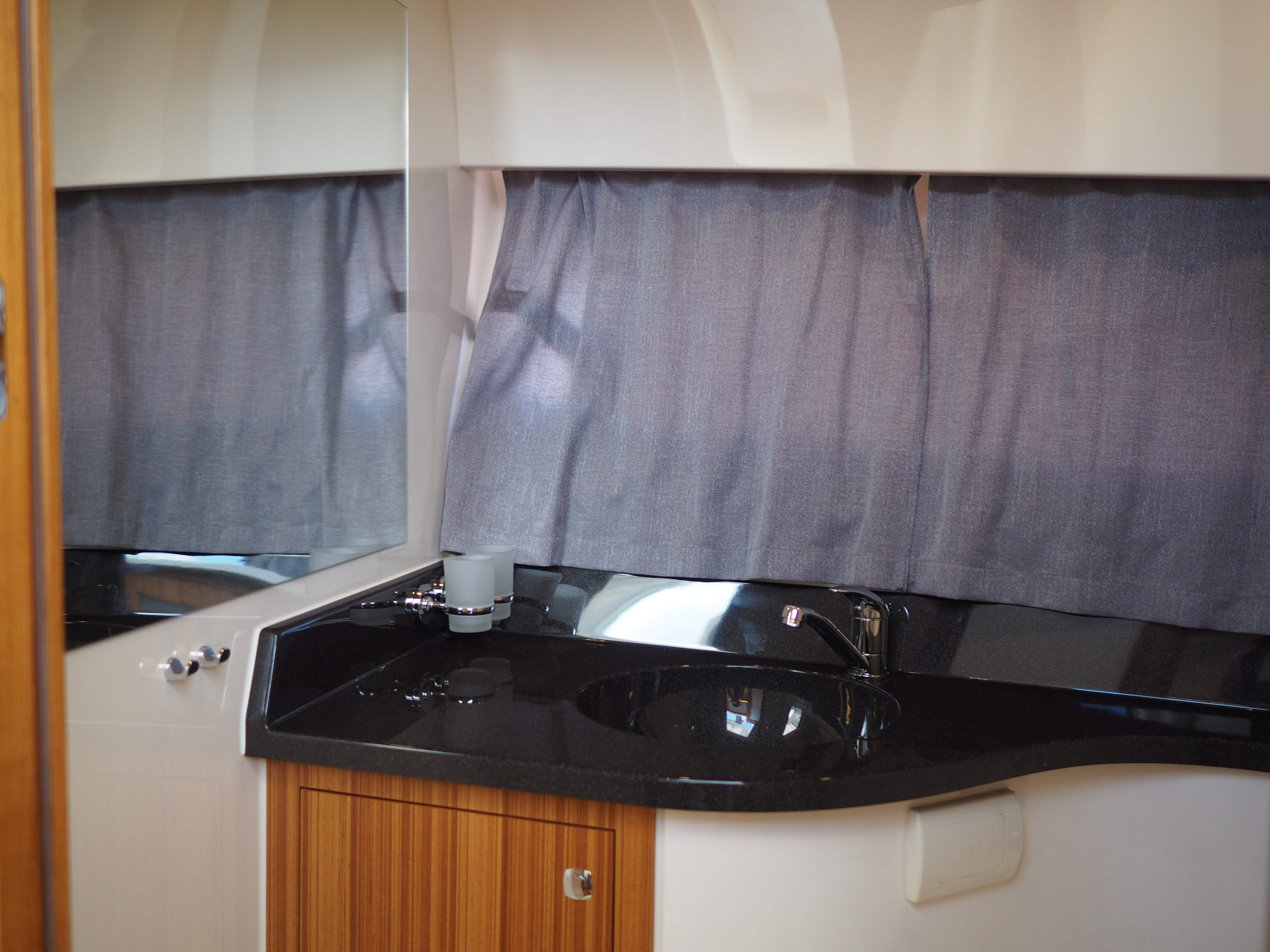 Photo #19 - Marex 310 SUN CRUISER (PEPPER) in Lavrion - 3078