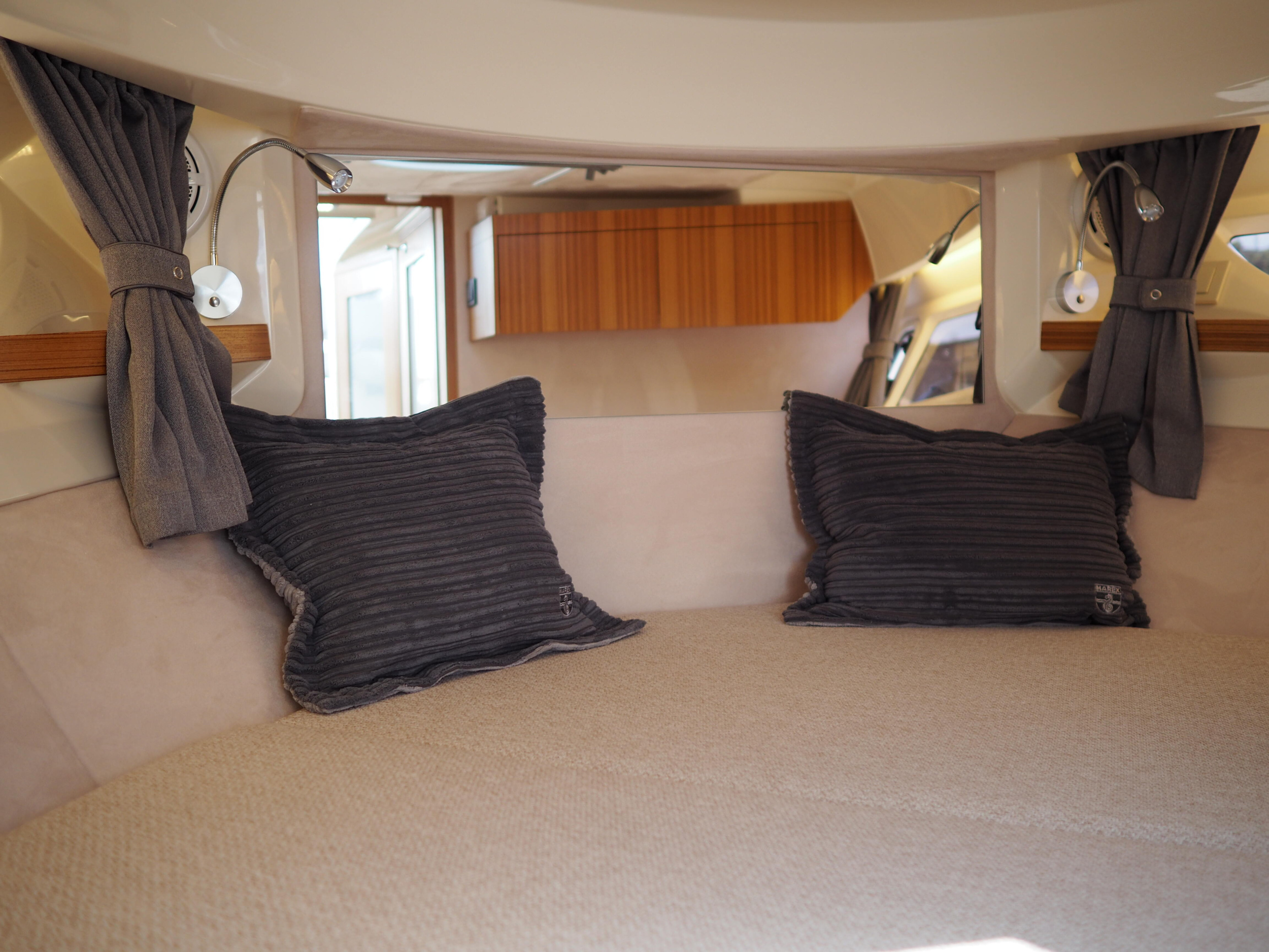 Photo #22 - Marex 310 SUN CRUISER (PEPPER) in Lavrion - 3078