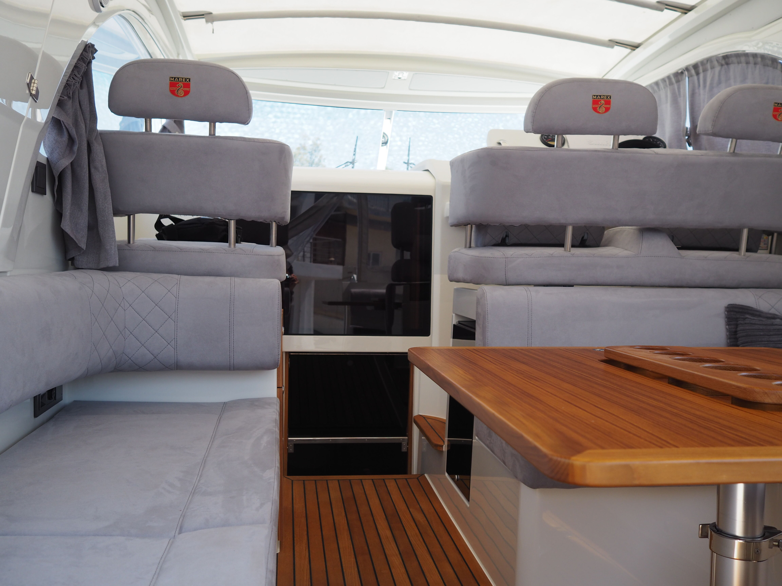 Photo #28 - Marex 310 SUN CRUISER (PEPPER) in Lavrion - 3078