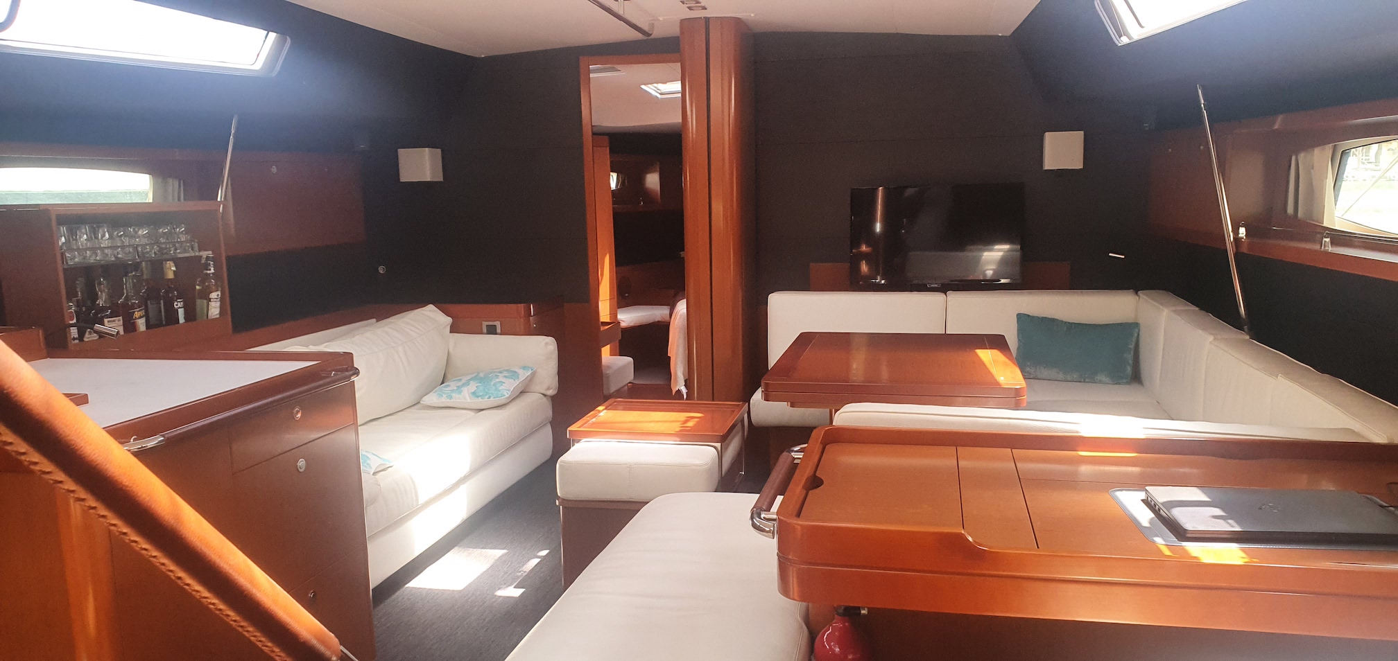 Photo #21 - Beneteau Oceanis 60 (Ultreya) en Fort-de-France - 3092