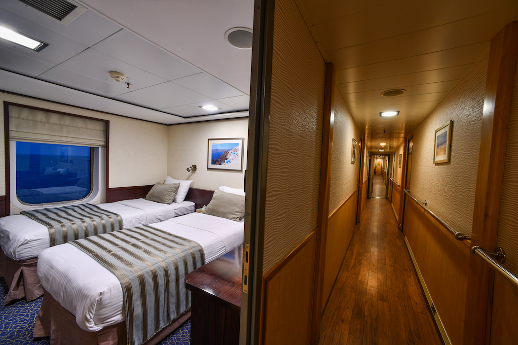 Photo #4 - Motor Yacht (Harmony V) in Athen - 3106