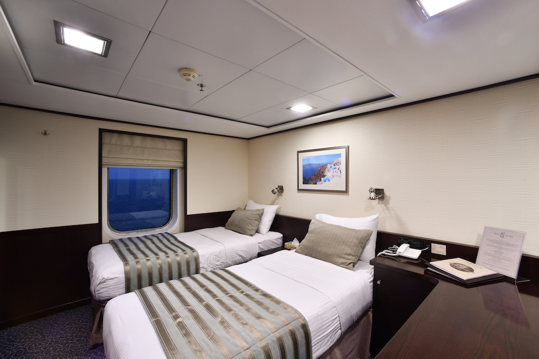 Photo #7 - Motor Yacht (Harmony V) in Athen - 3106
