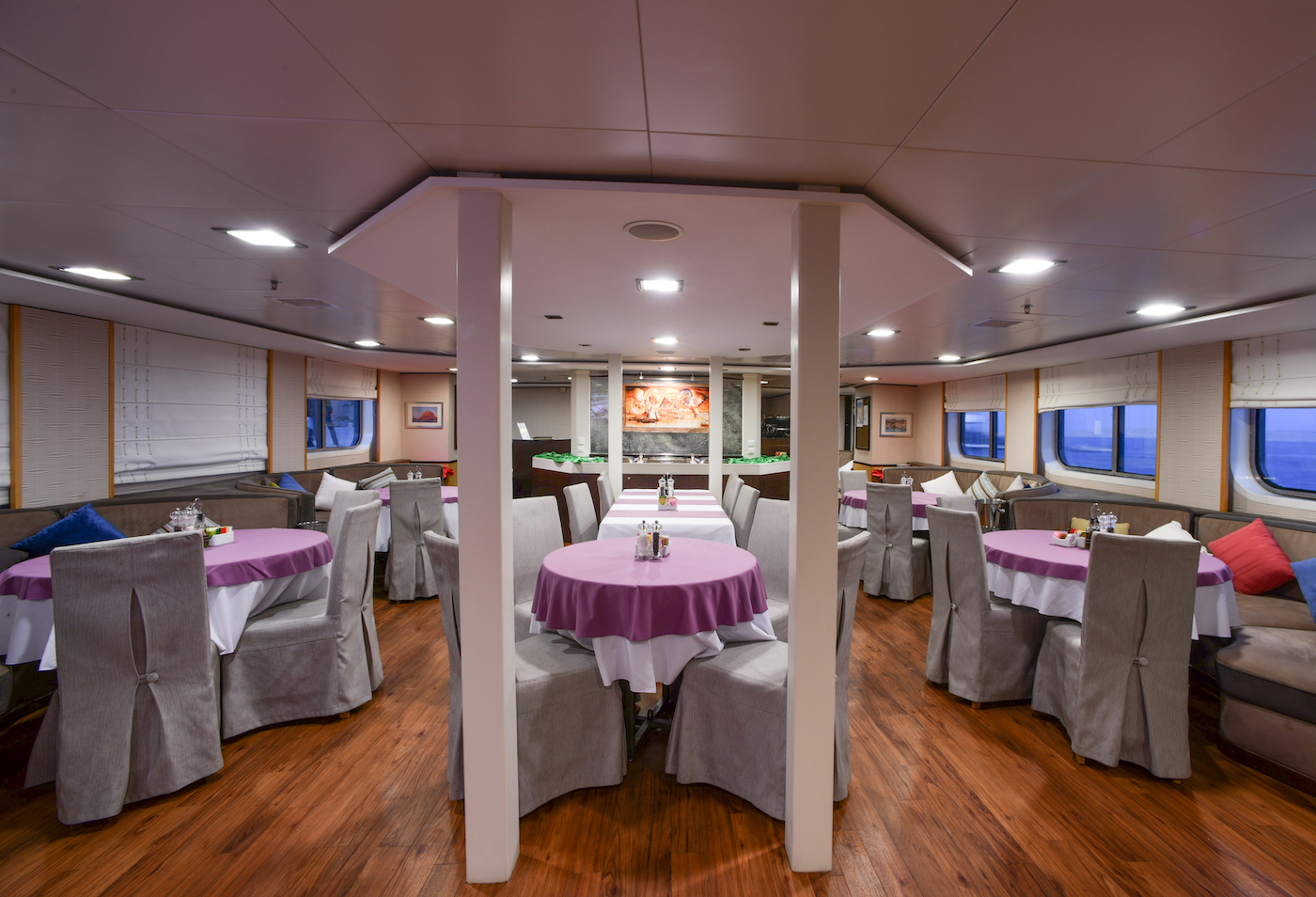 Photo #16 - Motor Yacht (Harmony V) in Athen - 3106
