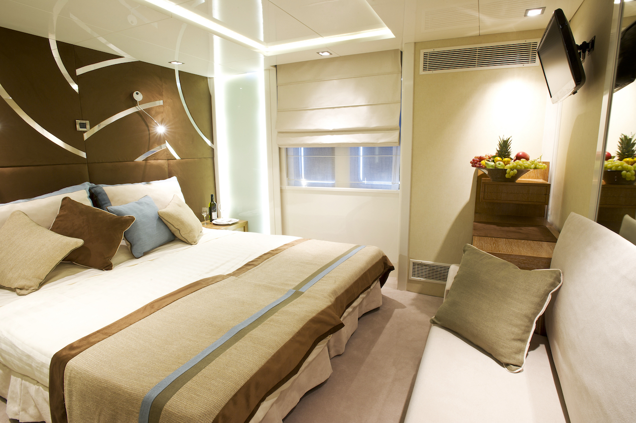 Photo #16 - Motor Yacht (Variety Voyager) en Naples - 3107