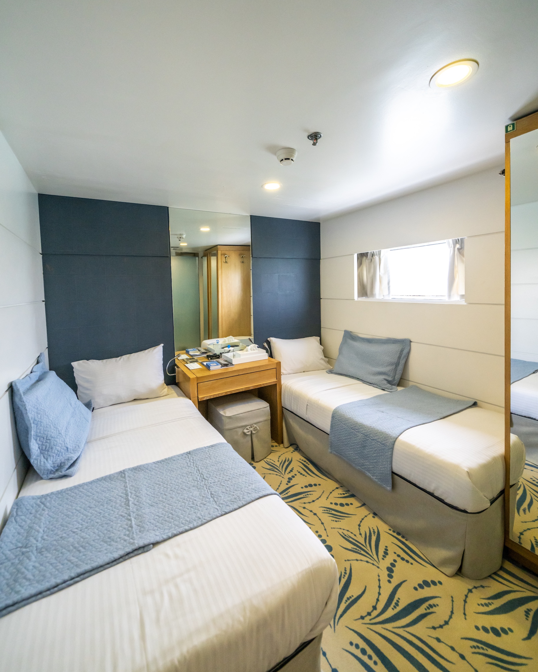 Photo #5 - Motor yacht (Harmony G) in Athen - 3108