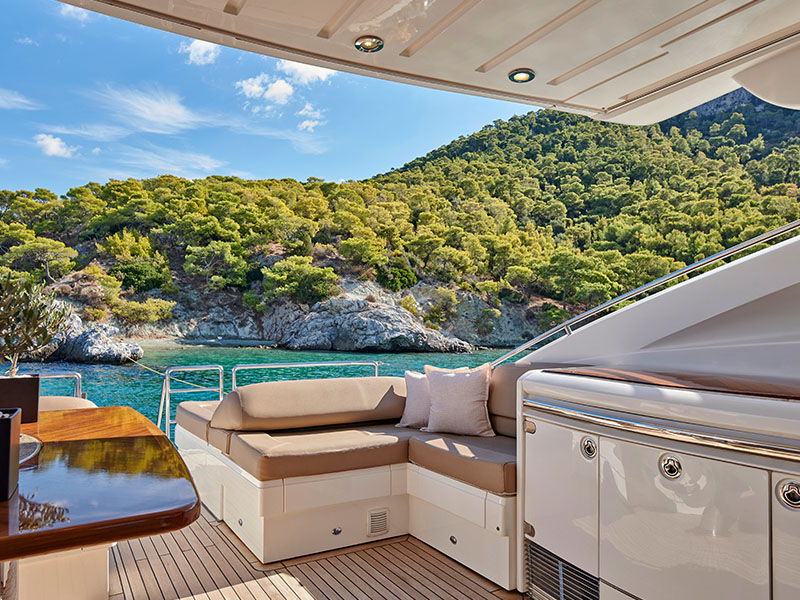 Photo #9 - Princess V70 (Estia One) in Atene - 3117