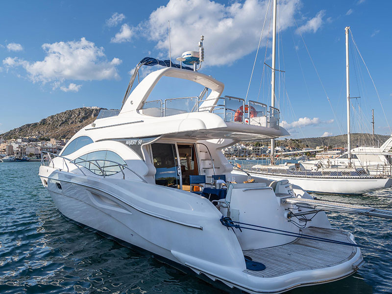 Photo #12 - Majesty 50 (Estia Two) en Atenas - 3119