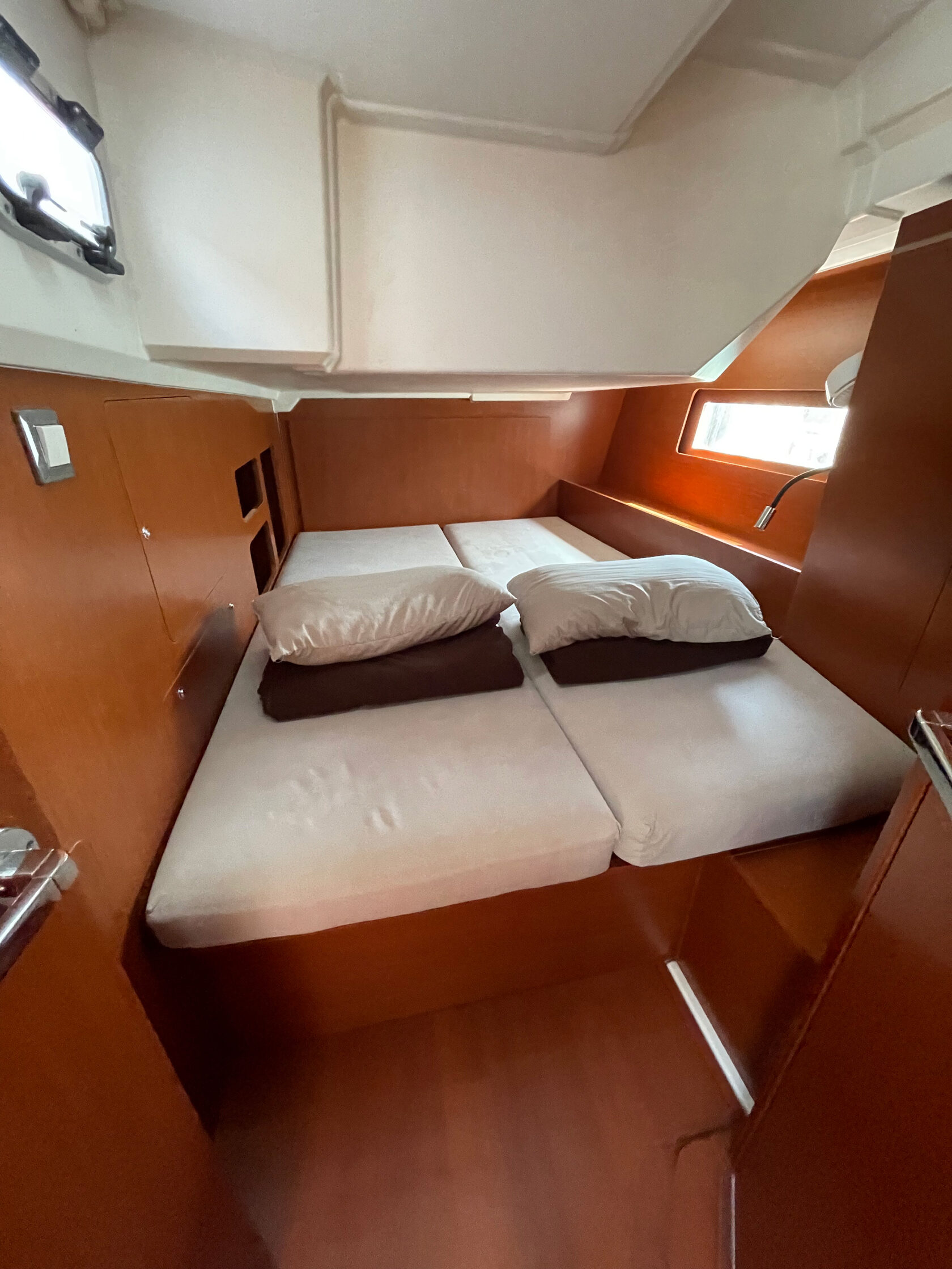Photo #8 - Oceanis 46.1 (Premium sailing) in Atene - 3134