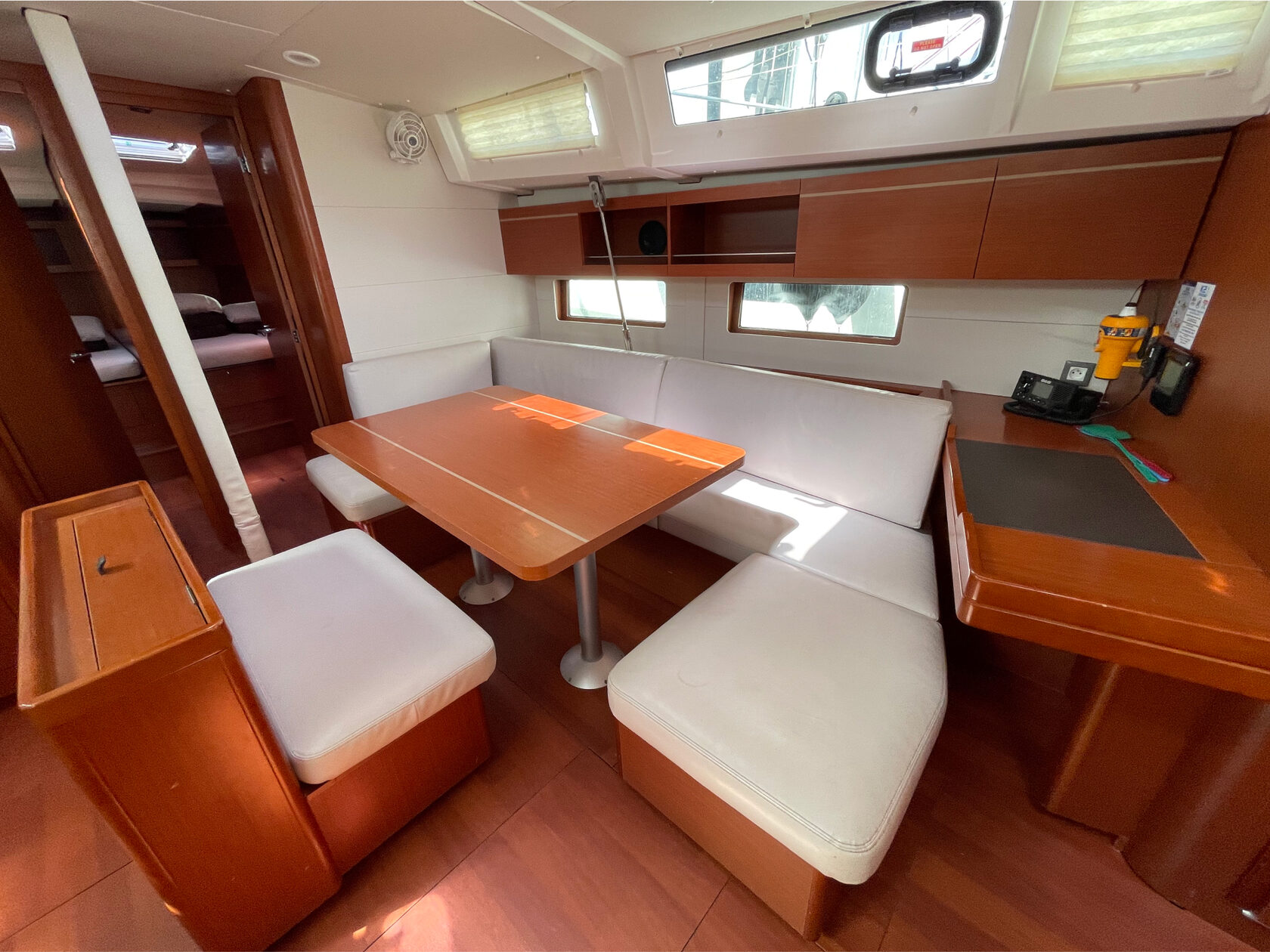 Photo #11 - Oceanis 46.1 (Premium sailing) in Atene - 3134