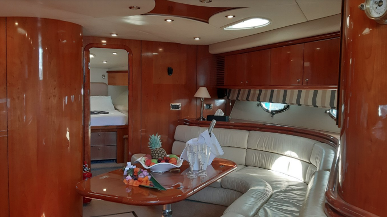 Photo #6 - Sunseeker 56 Predator Hardtop (Sunseeker 56 Predator Hardtop) in Korfu - 3142