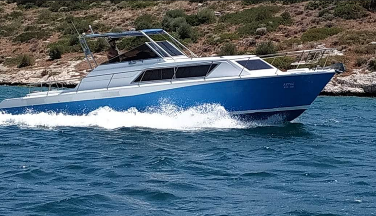 Photo #2 - RIVA 33 (RIVA 33) in Corfu - 3146