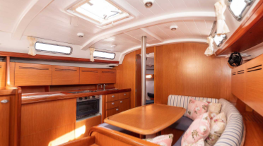 Photo #3 - BENETEAU 43.3 (Roualeyn) in Lefkada - 3183