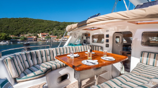 Photo #5 - TRINTELLA 65 CLASSIC (Morning Calm) en Lefkada - 3186