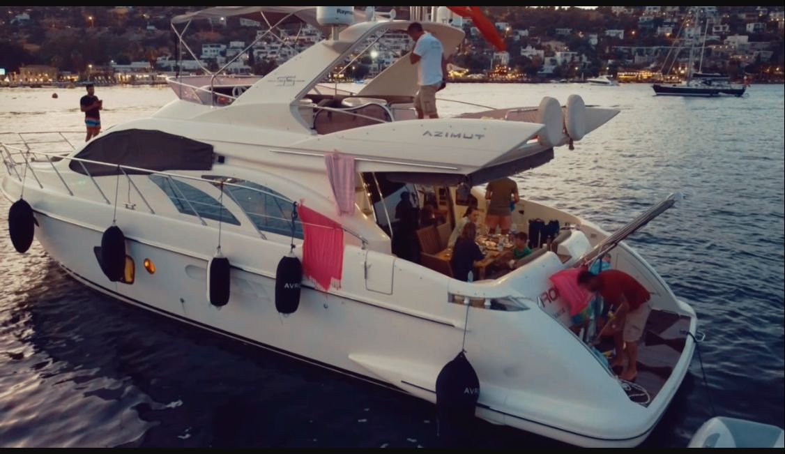 Photo #7 - Azimut 57 (Motoryacht Azimut 57) in Bodrum - 3198
