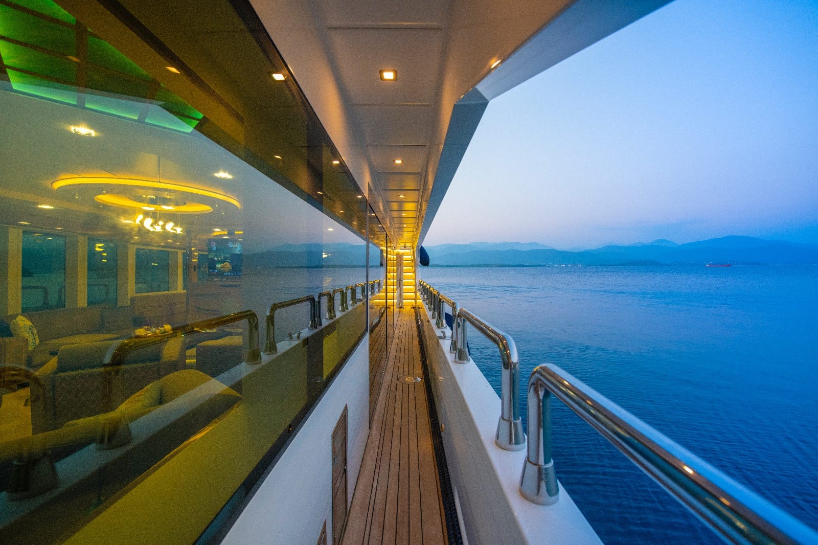 Photo #8 - Custom Built Motorboat (Motoryacht DS) in Bodrum - 3211