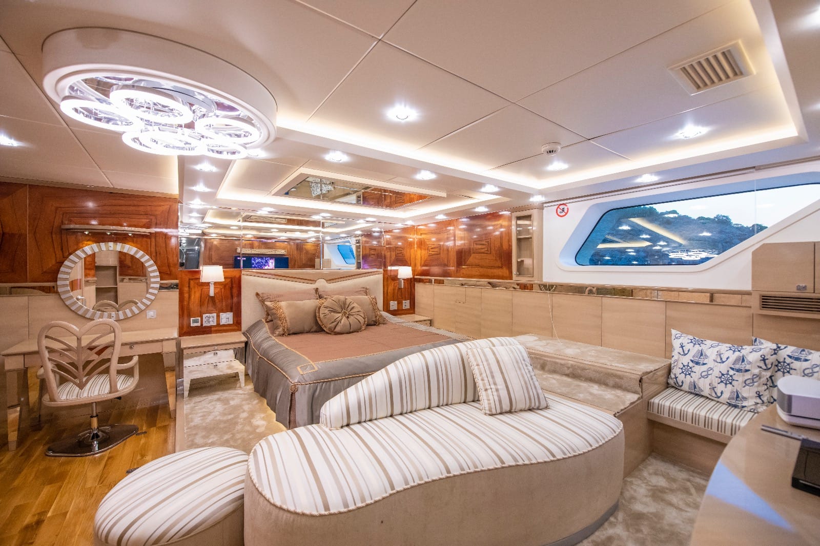 Photo #10 - Custom Built Motorboat (Motoryacht DS) in Bodrum - 3211