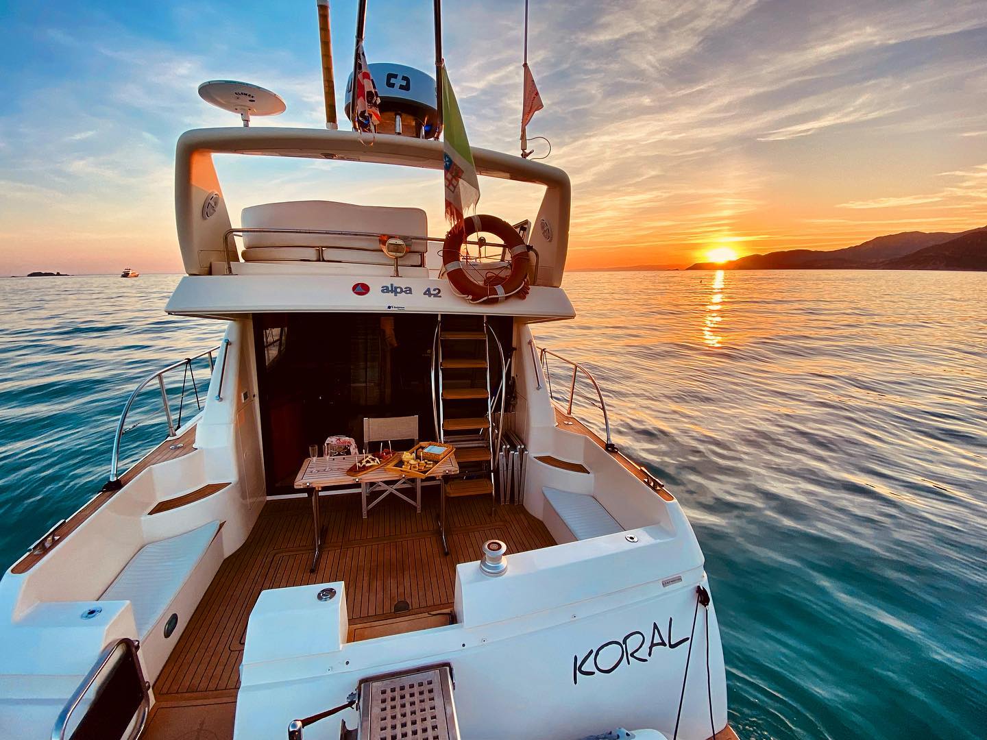 Photo #7 - Alpa Yachts 42 Fly (KORAL) in Villasimius - 3240