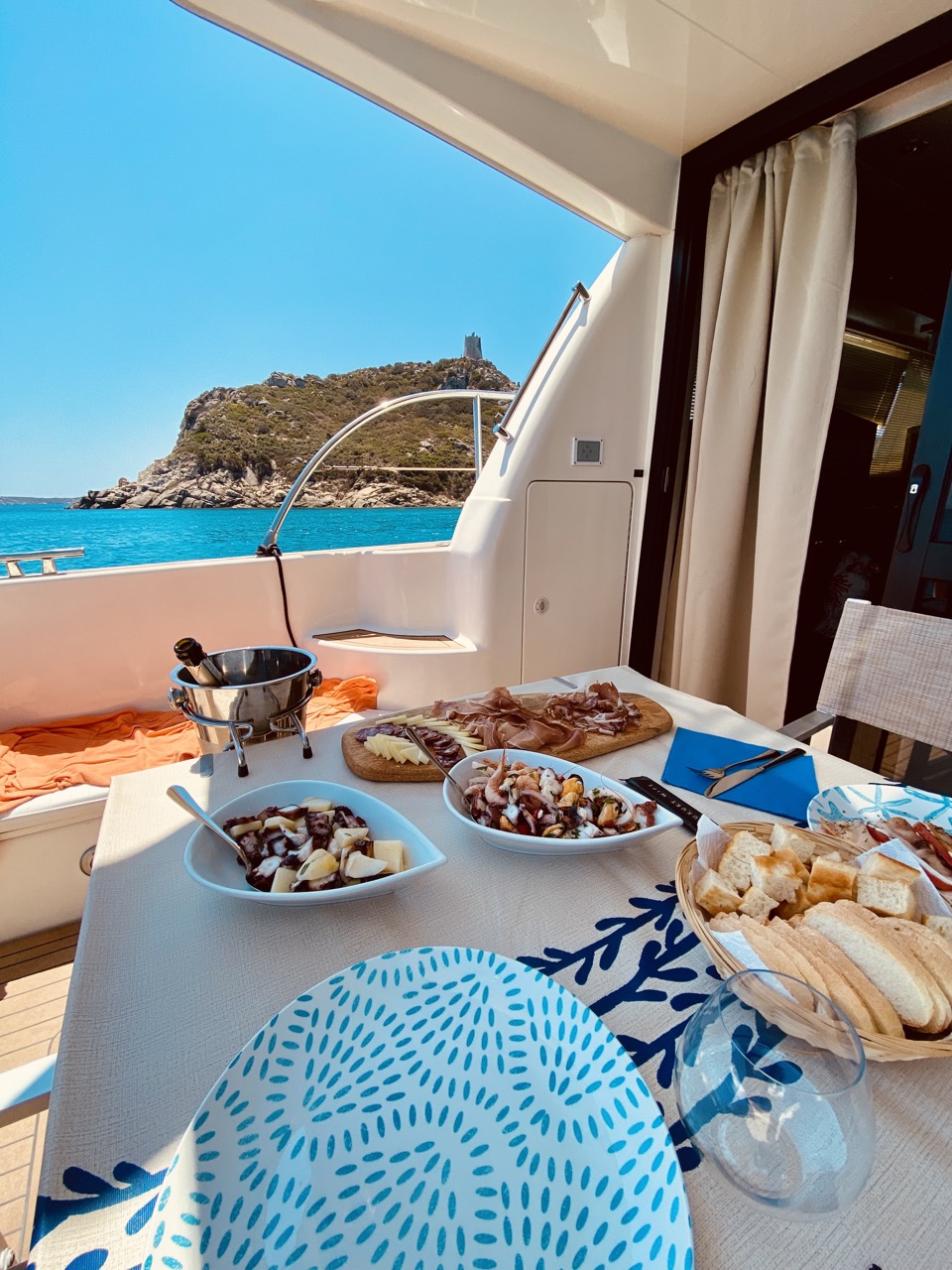 Photo #22 - Alpa Yachts 42 Fly (KORAL) in Villasimius - 3240