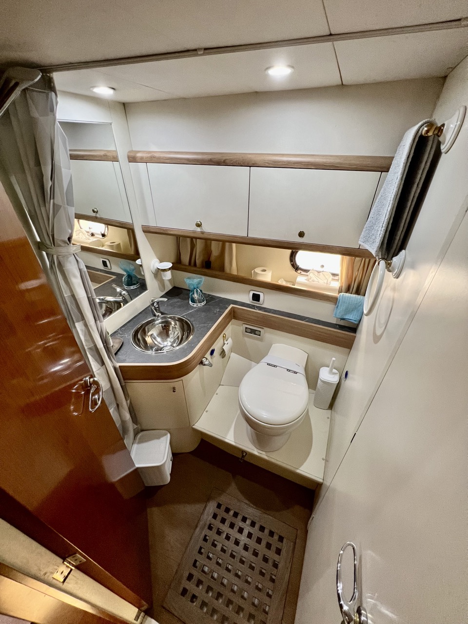 Photo #45 - Alpa Yachts 42 Fly (KORAL) in Villasimius - 3240