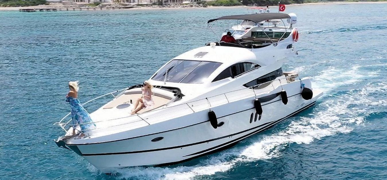 Photo #7 - NUMARINE 55 FLY (LIBERTY TOP) en El Arenal - 3241