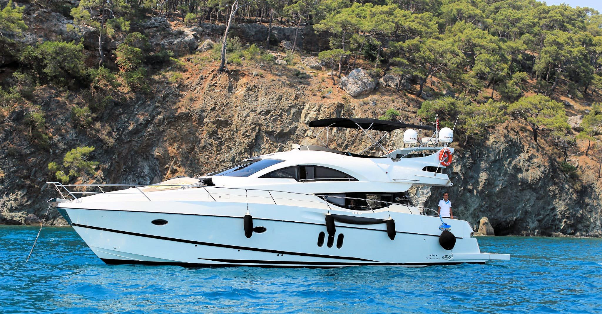 Photo #13 - NUMARINE 55 FLY (LIBERTY TOP) en El Arenal - 3241