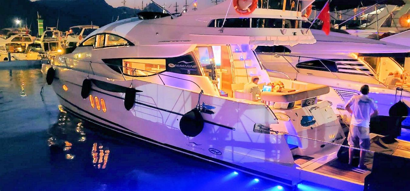 Photo #14 - NUMARINE 55 FLY (LIBERTY TOP) en El Arenal - 3241