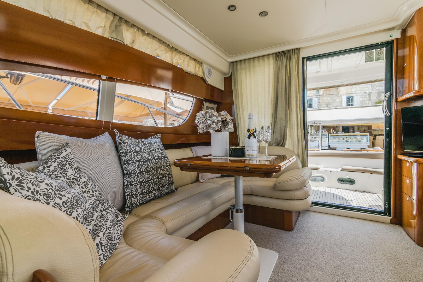 Photo #22 - Jeanneau Prestige 46 Fly (Unplugged) in Split - 3245