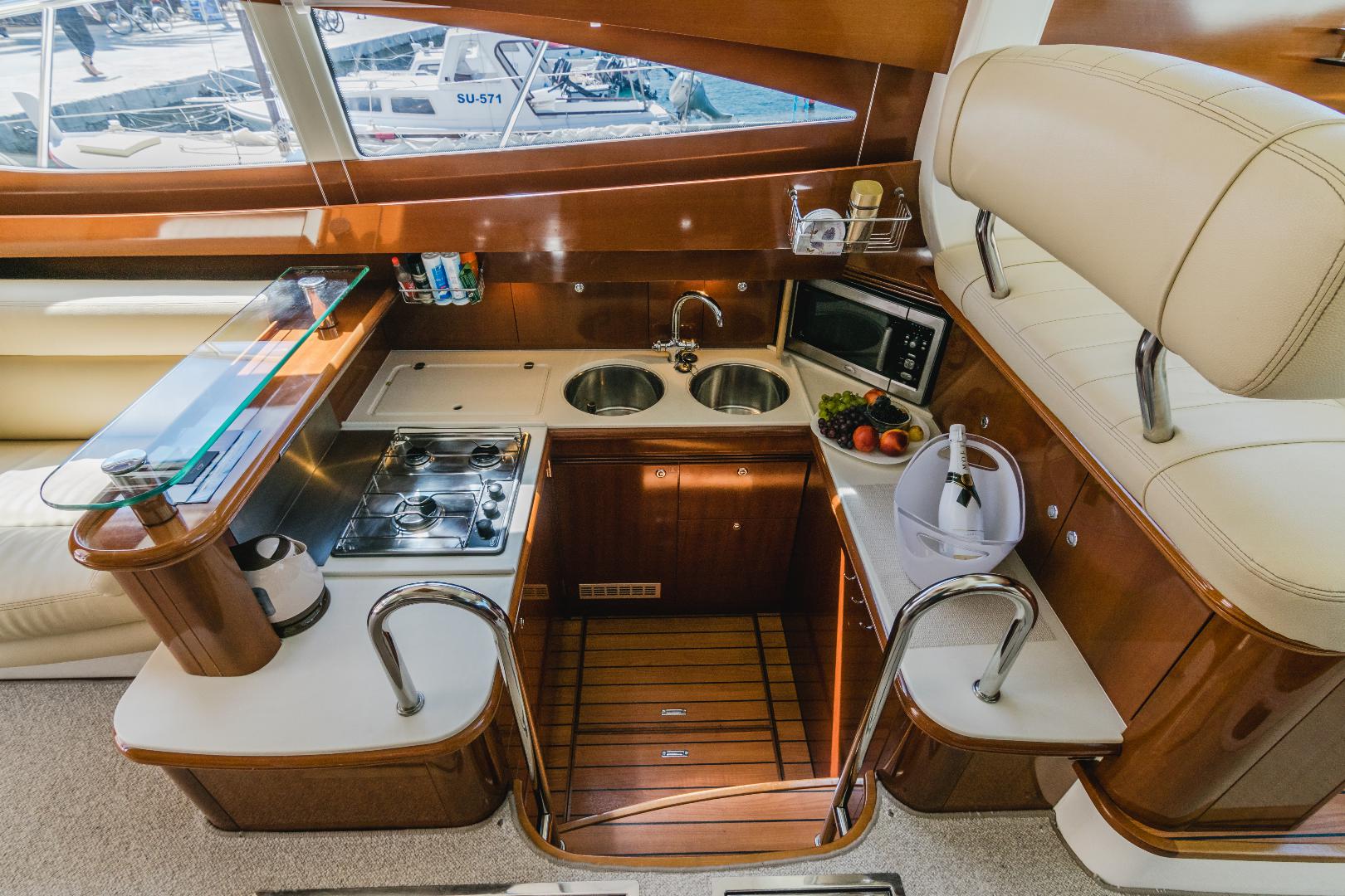 Photo #23 - Jeanneau Prestige 46 Fly (Unplugged) in Split - 3245
