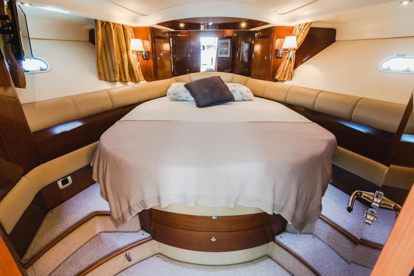 Photo #31 - Jeanneau Prestige 46 Fly (Unplugged) in Split - 3245