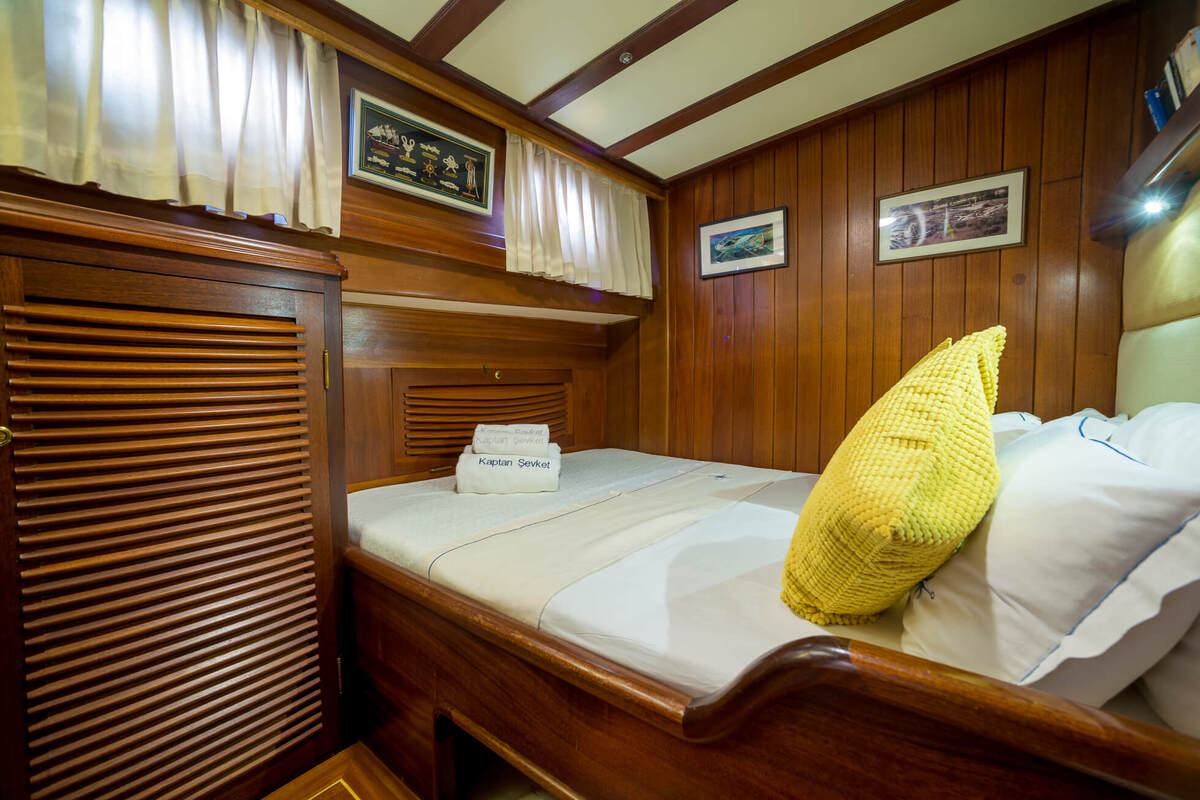Photo #49 - Motor Sailor (Kaptan Sevket Cabin) en Tivat - 3274