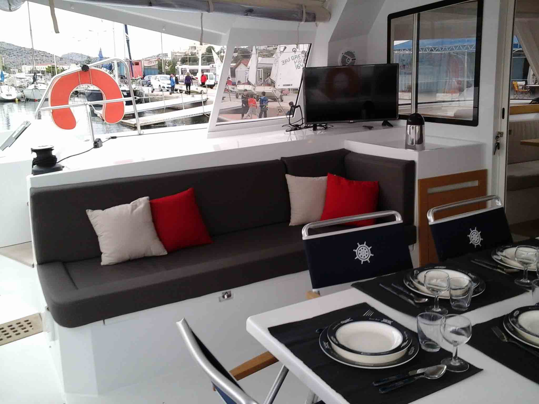 Photo #9 - Nautitech 40 Open (Mystic Blue) in Salamina - 3288