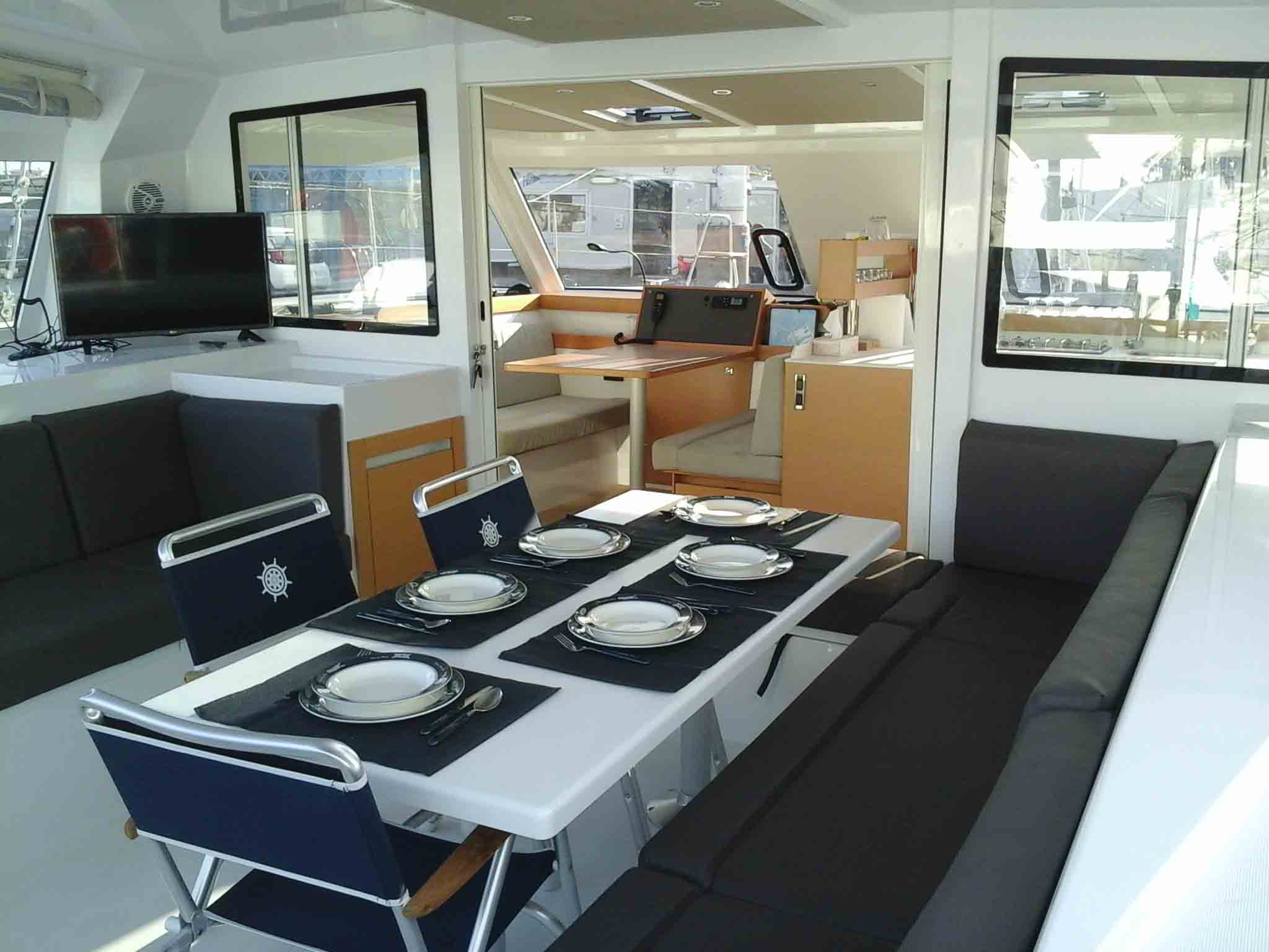 Photo #12 - Nautitech 40 Open (Mystic Blue) in Salamina - 3288