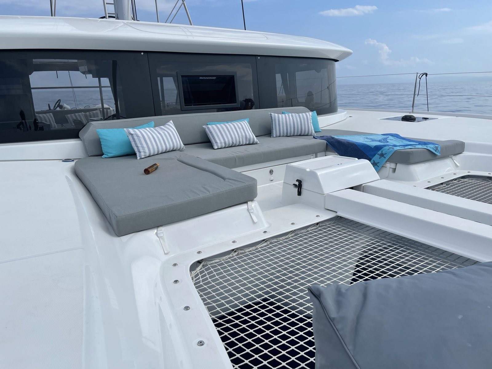 Photo #5 - Lagoon 46 (Grand Blue) in Nea Peramos - 3289