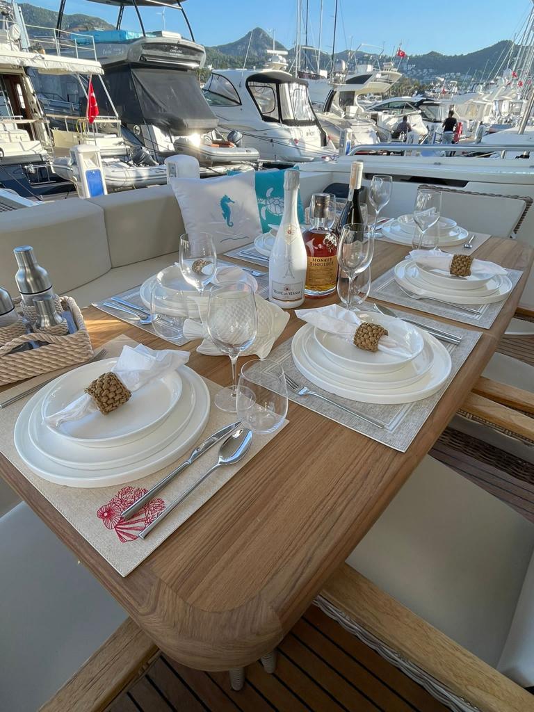 Photo #12 - Ferretti 590 (Ferretti 590) in Bodrum - 3293