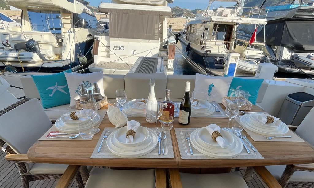Photo #13 - Ferretti 590 (Ferretti 590) in Bodrum - 3293