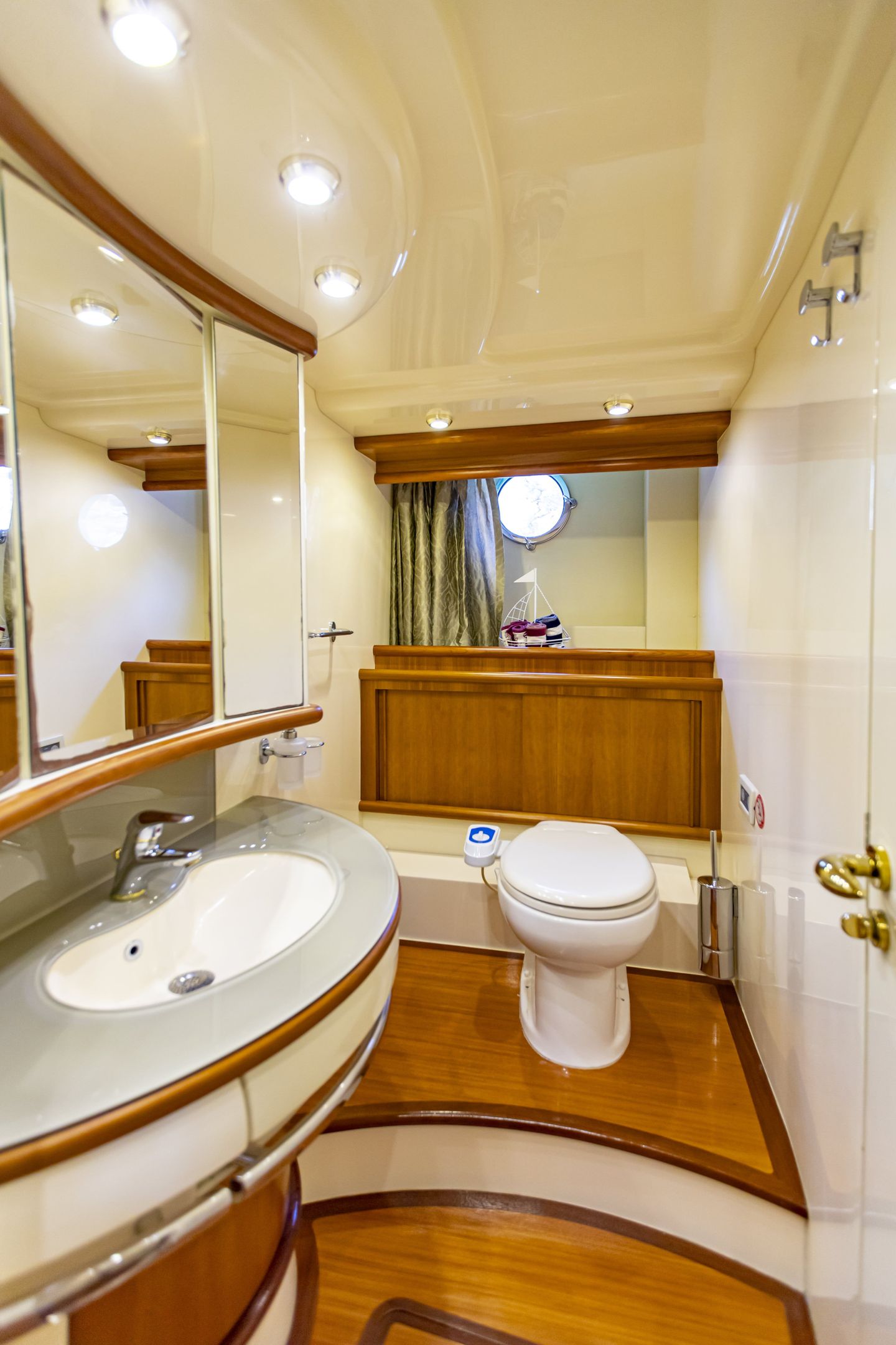 Photo #14 - Azimut 62 Fly (Azimut 62 Fly) in Bodrum - 3296
