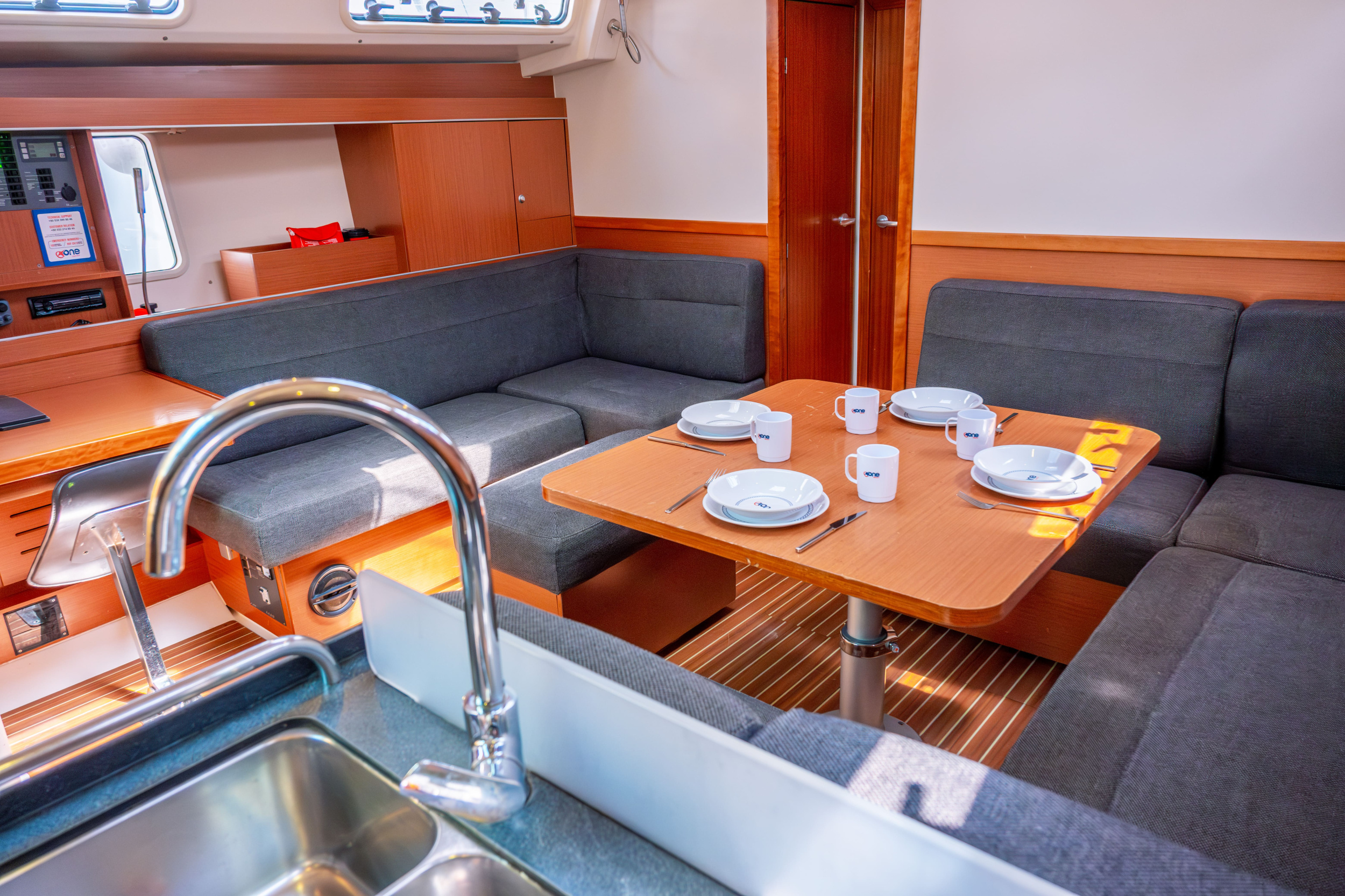 Photo #7 - Hanse 445 (Draco) in Fethiye - 3301