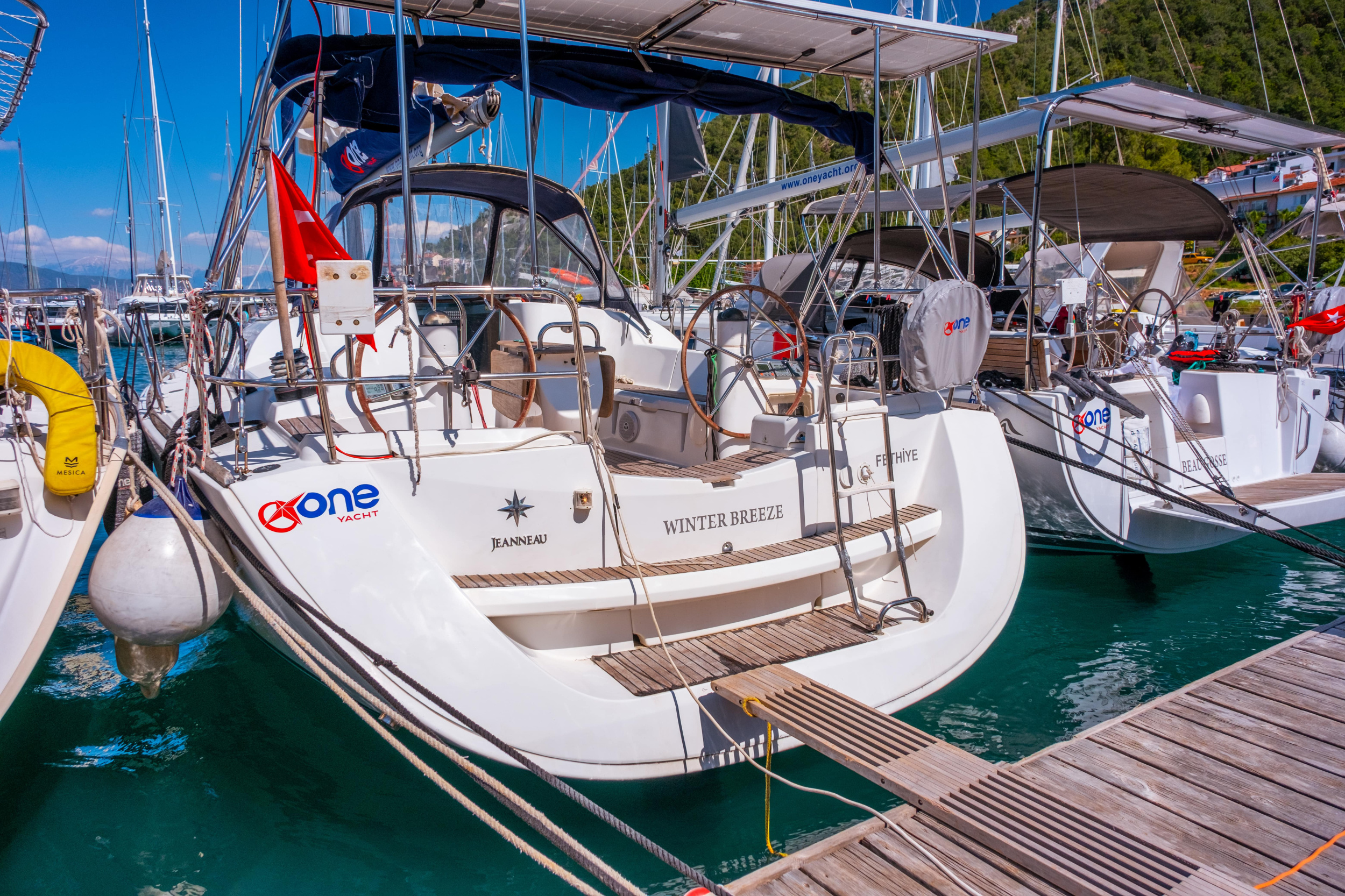 Photo #8 - Jeanneau Sun Odissey 42 (Winter Breeze) in Fethiye - 3312