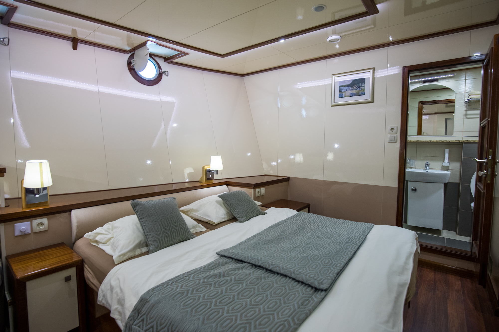 Photo #29 - Diamond (Diamond) in Dubrovnik - 3338