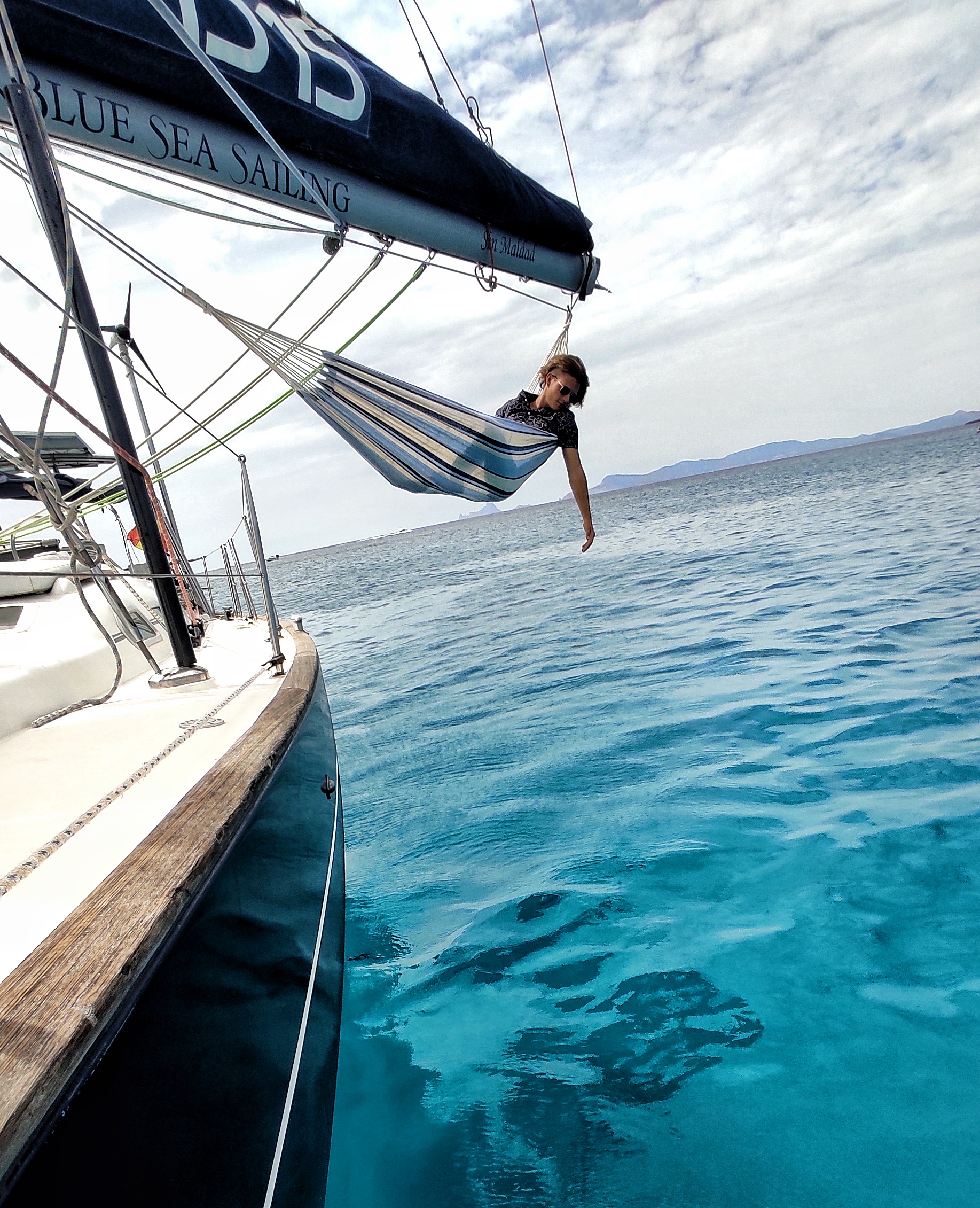 Photo #10 - Beneteau Oceanis 473 (Perla Azul) in Eivissa - 3349